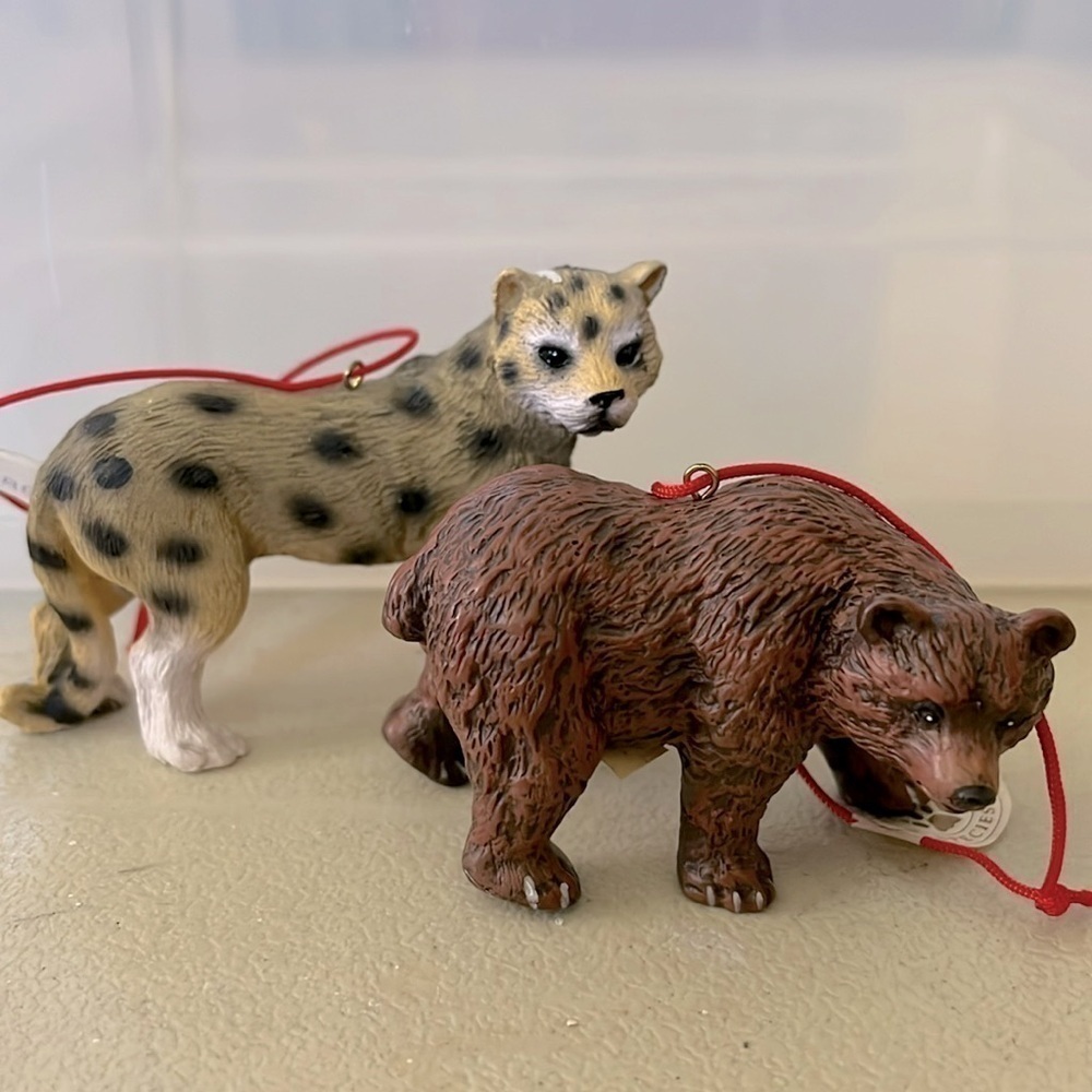 Midwest of Cannon Falls Bear & Leopard Endangered Species Christmas Ornament Set